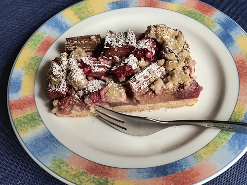 Rhabarber-Marzipankuchen