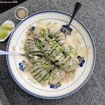 Gurken in cremiger Sesam-Sauce